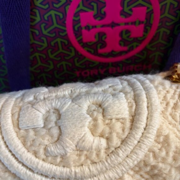 Tory Burch Fleming Soft Boucle Small Convertible Shoulder Bag, New Cream - Picture 3 of 14